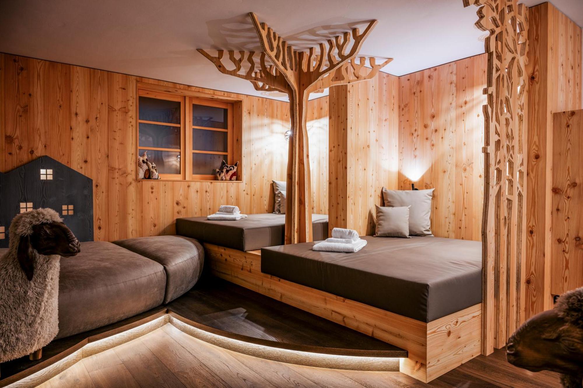 Family Hotel Posta Santa Cristina Val Gardena Ngoại thất bức ảnh