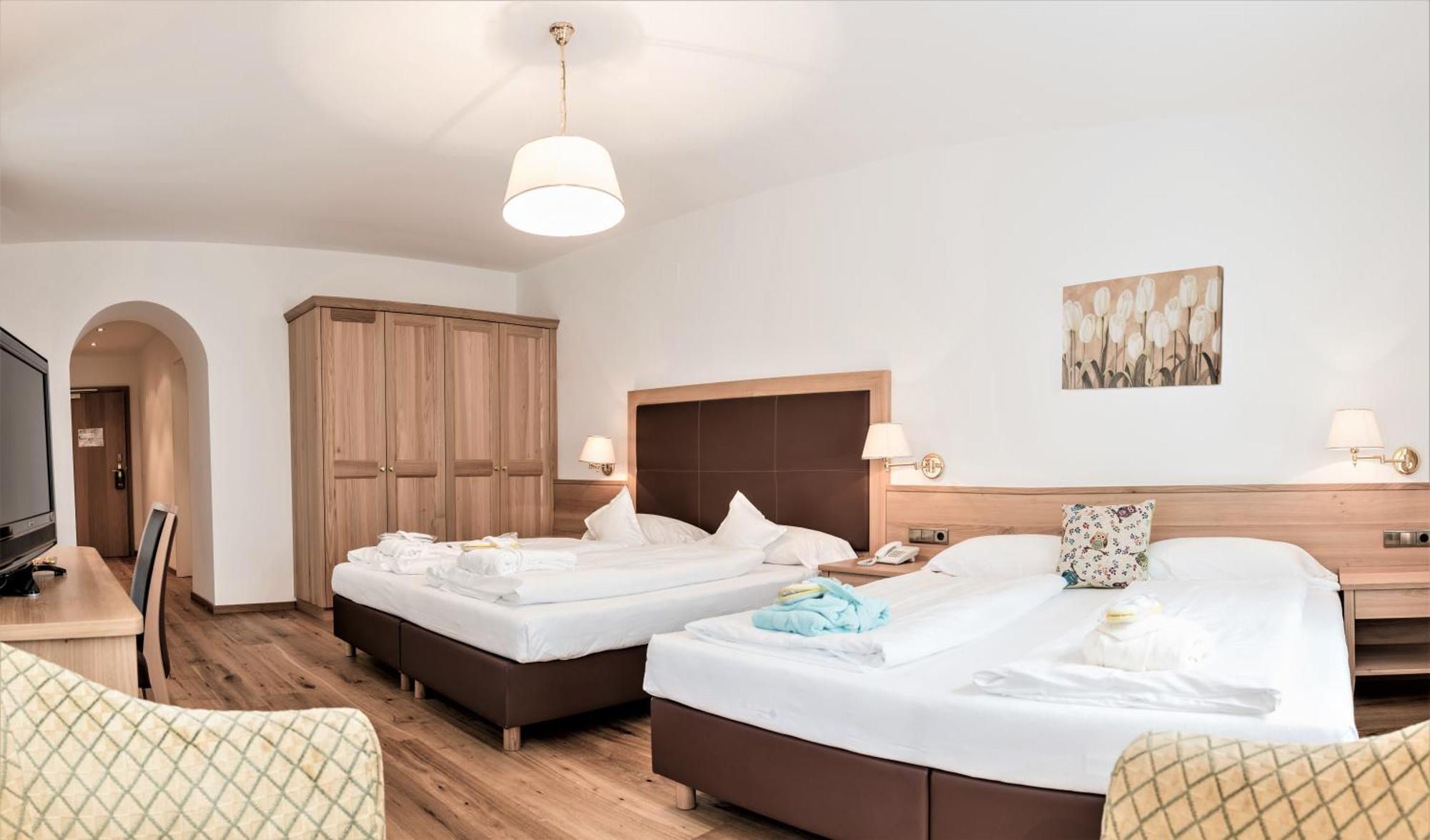 Family Hotel Posta Santa Cristina Val Gardena Ngoại thất bức ảnh