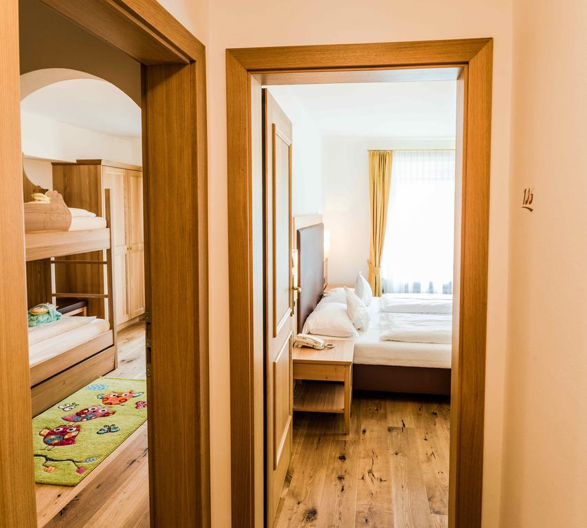 Family Hotel Posta Santa Cristina Val Gardena Ngoại thất bức ảnh