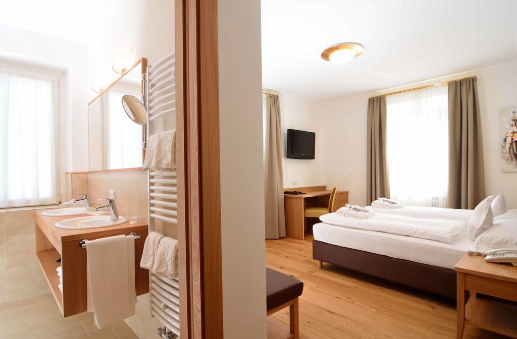 Family Hotel Posta Santa Cristina Val Gardena Ngoại thất bức ảnh